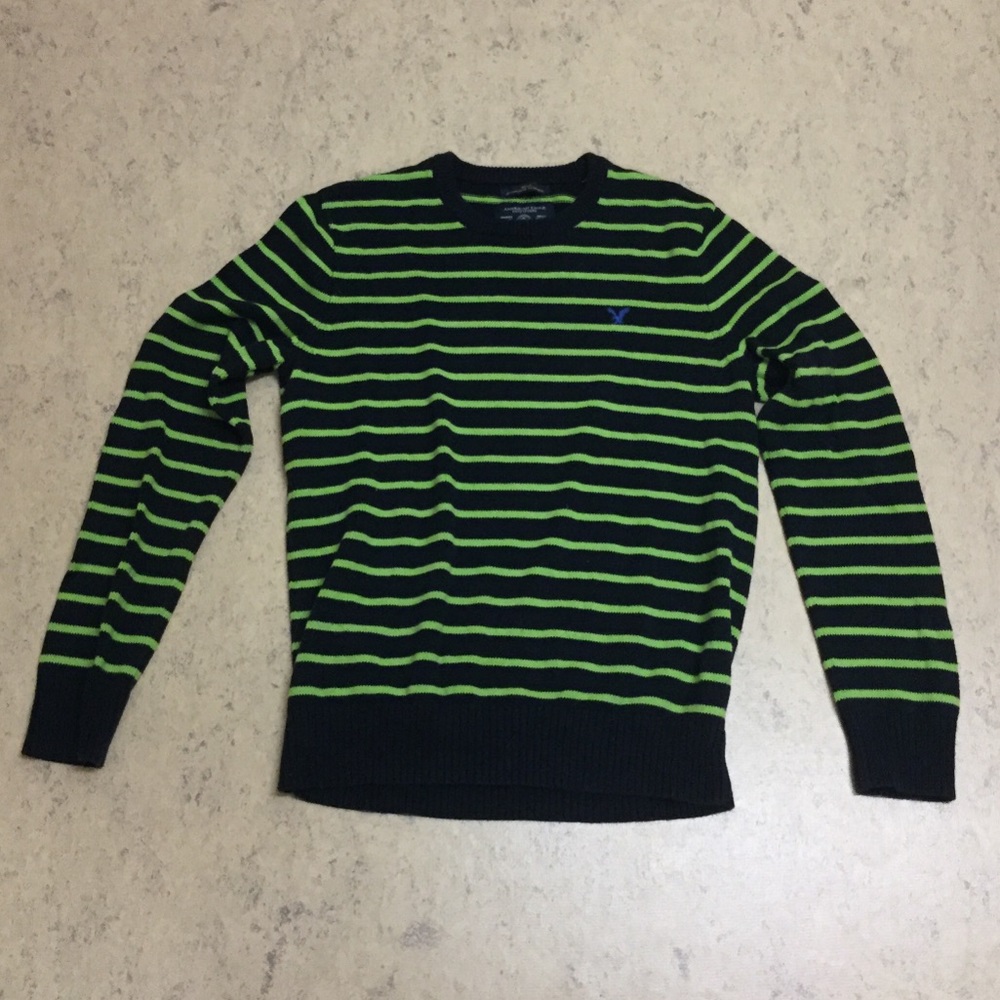American Eagle Athletic Fit Green and Navy Striped Sweater Size M Winter Fall